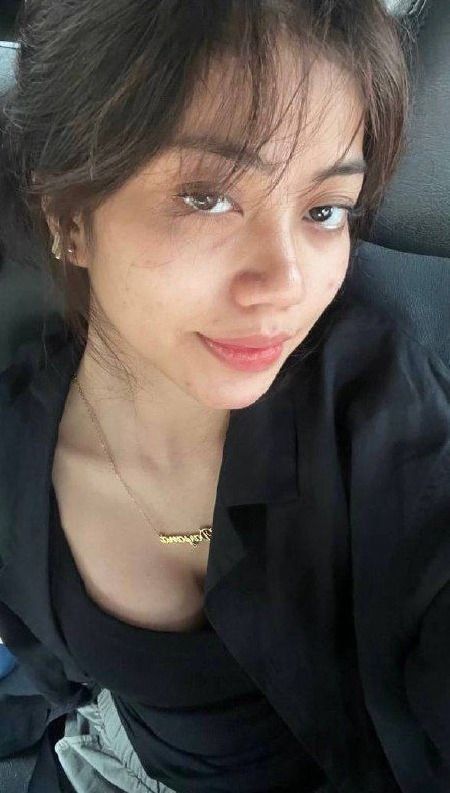 Kak Rina Colmek Memeknya Jadi Basah - Foto 3