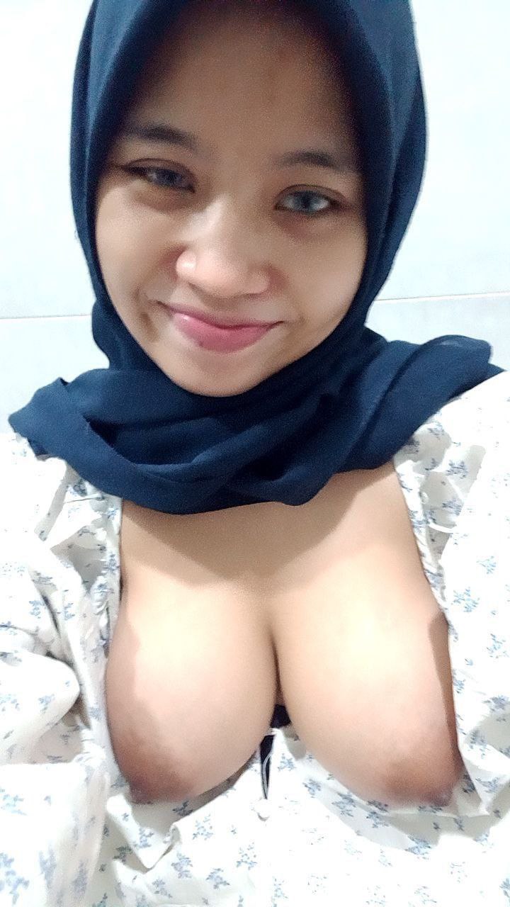 Nisa Hijab Tobrut Colmek Diwc Kantor - Foto 11
