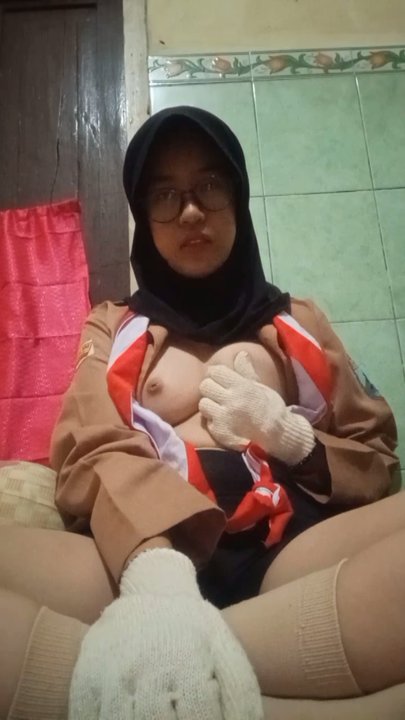 Cwe Pramuka Tobrut Sange Pulen - Bokepindo video 02:00